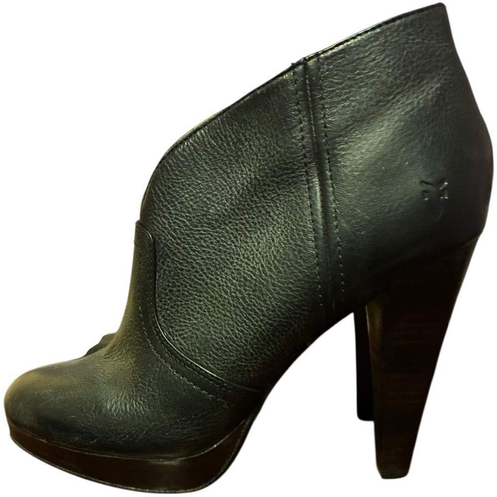FRYE Harlow Campus Black Leather Ankle Bootie Size 7.5